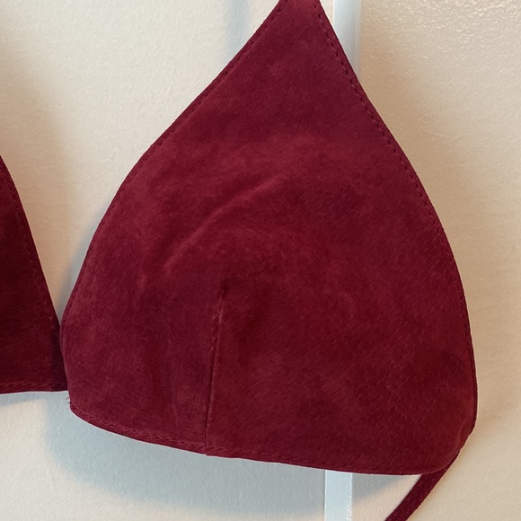 ✨ANY 2 FOR 15 ANY 3 FOR 20✨ Forever21 Suede Bikini Top - Picture 2 of 9